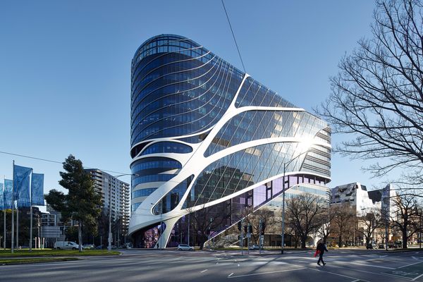 Victorian Comprehensive Cancer Centre by STHDI and MCR (Silver Thomas Hanley, DesignInc and McBride Charles Ryan).