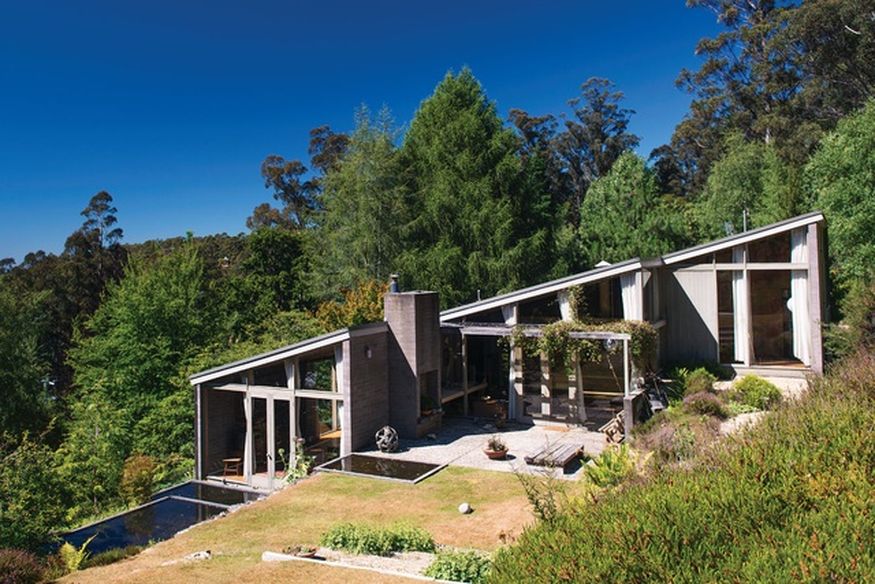 Designer retreats: 10 iconic houses to rent for the holidays ...