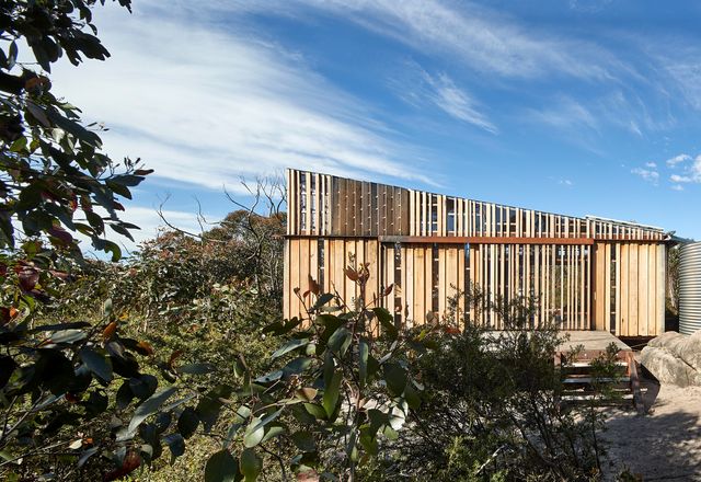 Victorian Architecture Medal: Grampians Peak Trail Stage 2 by Noxon Giffen Architects and McGregor Coxall.