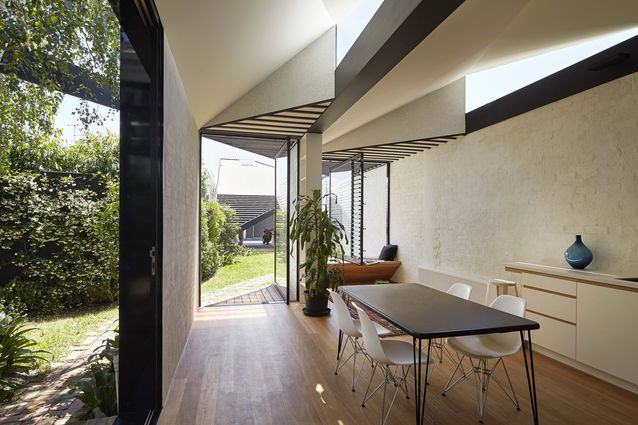 architectureau.com - First House: The Kite by Architecture Architecture