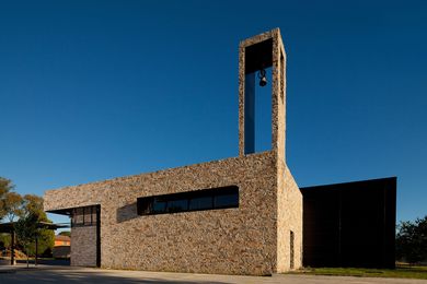 St Gregory’s Hall by Collins Caddaye Architects received the 2012 Canberra Medallion and the Romaldo Giurgola Award for Public Architecture.