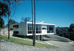 Rose Seidler House, Wahroonga. The first
project designed by Harry Seidler in Australia,
as photographed by Marcel Seidler, 1950.