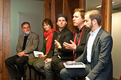 Hewett talks about the importance of an integrated design strategy for shaping the future of cities at AA Roundtable 07. (L–R): Harold Guida, Catherine Townsend, Stuart Candy, Ben Hewett and Timothy Moore. 