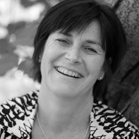Dr Helen Whitbread