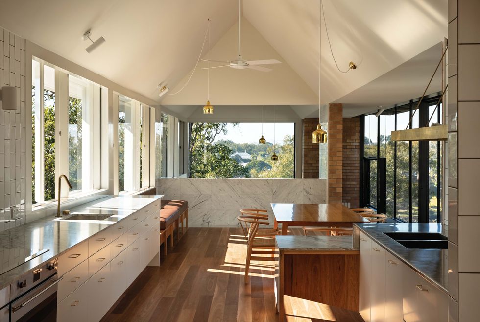 Verandah living: Brisbane Riverbank House | ArchitectureAu
