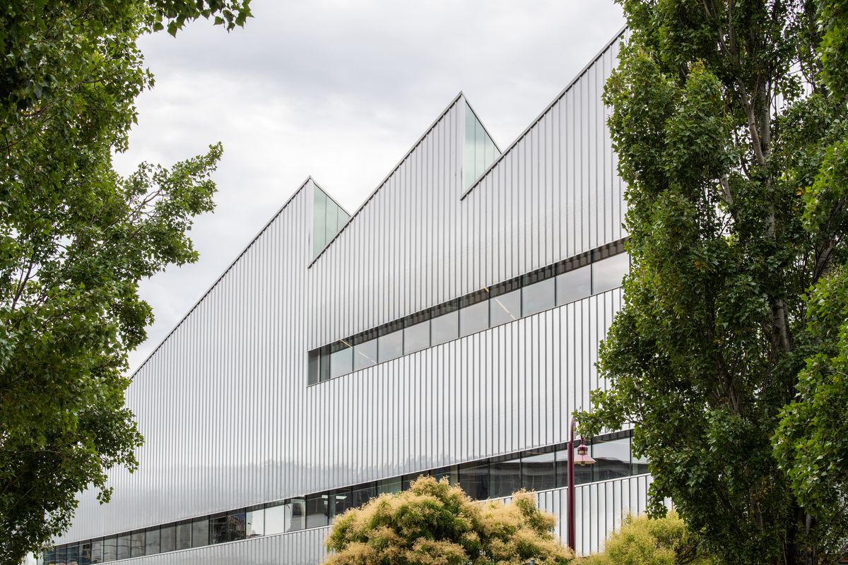 John Wardle Architects completes library at University of Tasmania