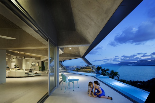 The Edge (Qld) by Charles Wright Architect.