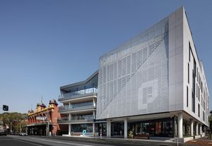 Gray Puksand’s five-storey design for Prahran High School accommodates 650 students on a relatively small site.