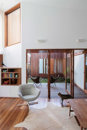 Sizing Up: Marrickville Courtyard House 