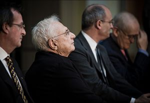 Gehry’s career began in Los Angeles in the early 1960s.
 by Sam Javanrouh, licensed under CC BY-NC 2.0