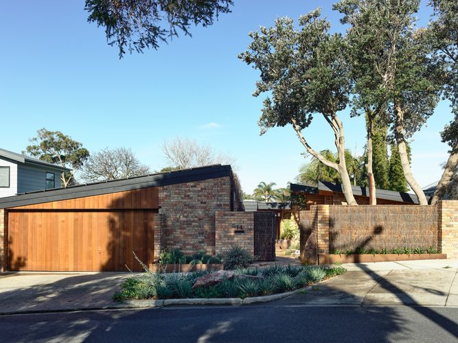 Hannan House 2 renovation by Alexi Robinson Design ArchitectureAu