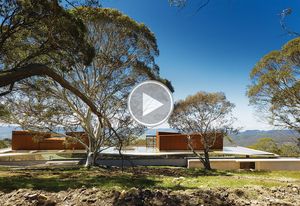 Invisible House by Peter Stutchbury Architecture.