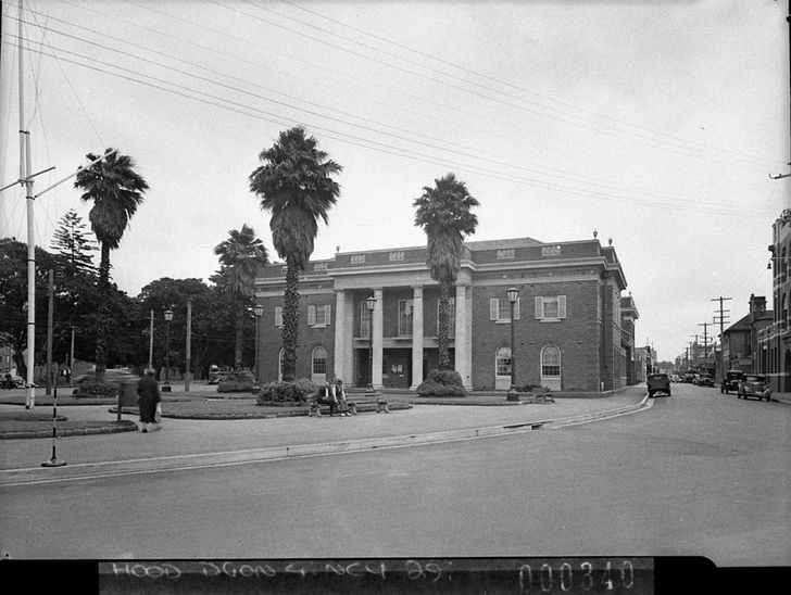 Architects lead campaign to transform Manly Town Hall into performing