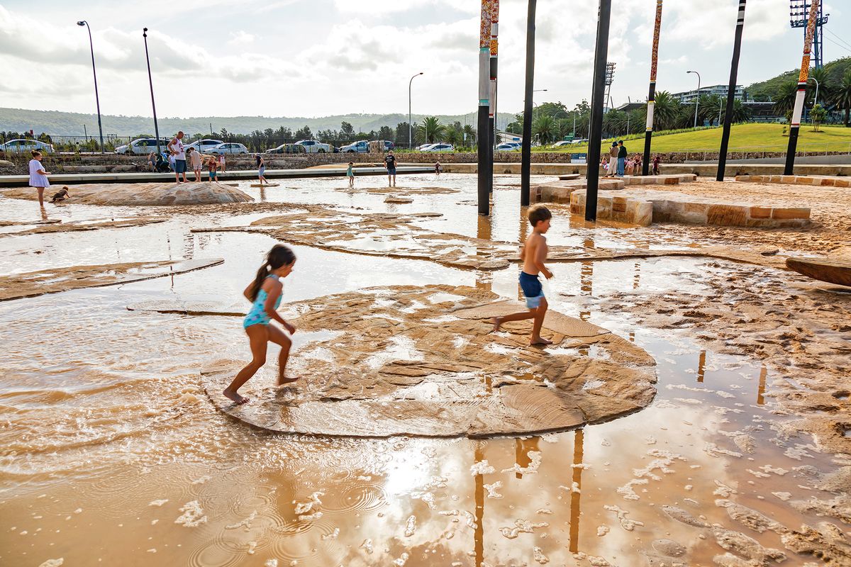 Tidal encounters: Gosford Leagues Club Park | Landscape Australia