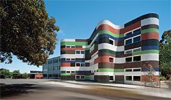 Fitzroy High School, by McBride Charles Ryan, winner of the Grand Prix and Commercial Interior category at the 2010 Dulux Colour Awards. Photograph
John Gollings.