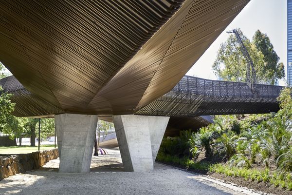 Tanderrum Bridge designed by John Wardle Architects and NADAAA.