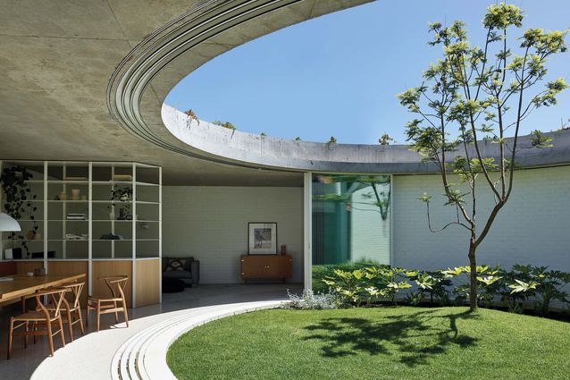 Living in the round: Elwood Bungalow | ArchitectureAu