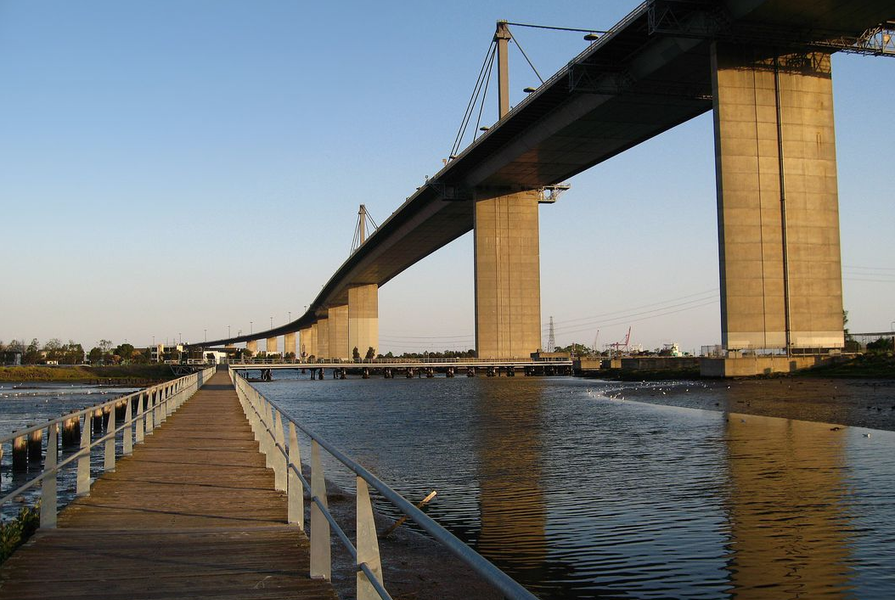  The West Gate Bridge as seen from the walkway near the West Gate Bridge Memorial Park in Melbourne, Victoria, Australia.  by Kham Tran, licensed under  CC BY-SA 3.0   
