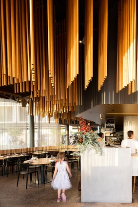 Cirrus Dining by Pascale Gomes McNabb (PGMD) in collaboration with Terroir.