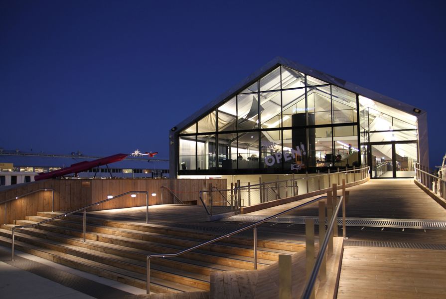 Brooke Street Pier by Circa Morris-Nunn includes 2,332 square metres of lightweight translucent polycarbonate panels.