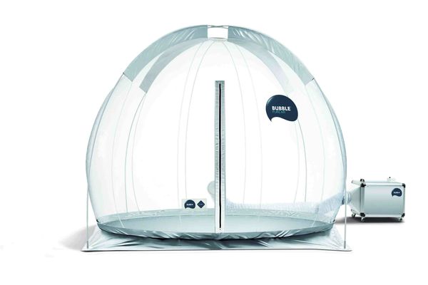 Bubble/Pure Air by Zonair3D is marketed as a "portable space containing pure air".