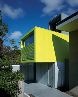 Tube House by Adrian Fitzgerald of Denton Corker Marshall, winner of the National Award for Residential Architecture – Houses. Photograph Tim Griffith.