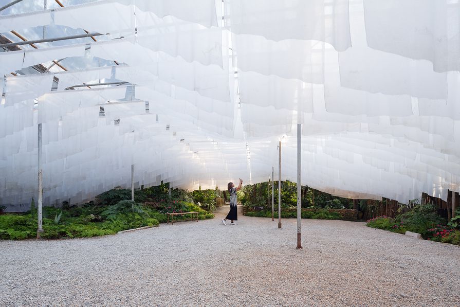 In the Mountain (2016), an installation at Doi Tung mountain in the Chiang Rai region of Thailand, constructed from cloth made from ground coffee and the fruits of the tea oil tree. The project represents the idea of a coexistence between people and the land.