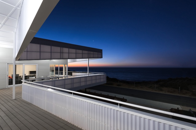 Falcon Beach House by Iredale Pedersen Hook Architects.